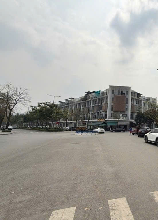 Bán Nhà Mặt Phố The Manor Central Park - Lô Góc 2 Mặt Tiền - Định Công - Hoàng Mai - Hn