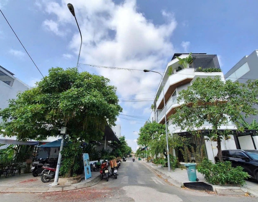 Đất Nền 95M Hẻm Xe Hơi Cạnh Lê Văn Lương, 7.2 Tỷ, Xây Tự Do