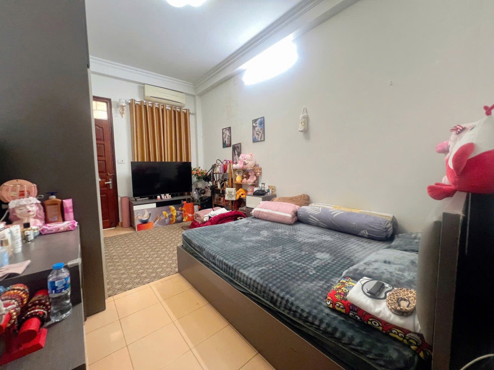 Cần Bán Nhà Mặt Phố Khương Trung – 40M² – 2 Thoáng – Kd Đỉnh