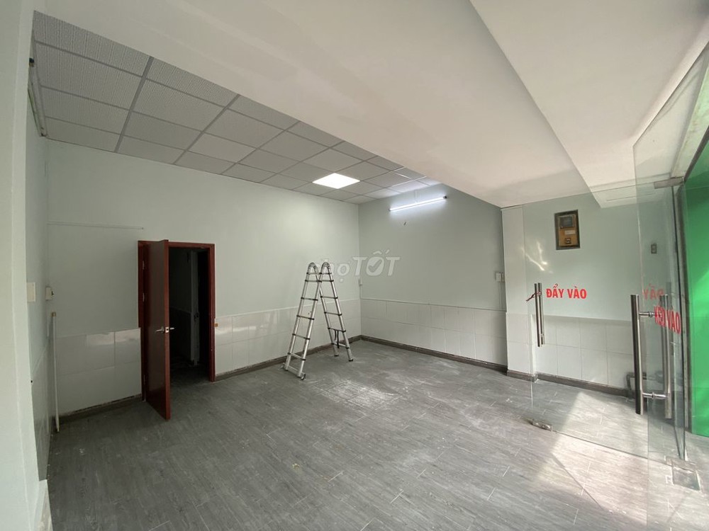 Cho Thuê Nhà Mặt Tiền Lê Cao Lãng Q.tân Phú, 70M², 2Tầng, 15Triệu