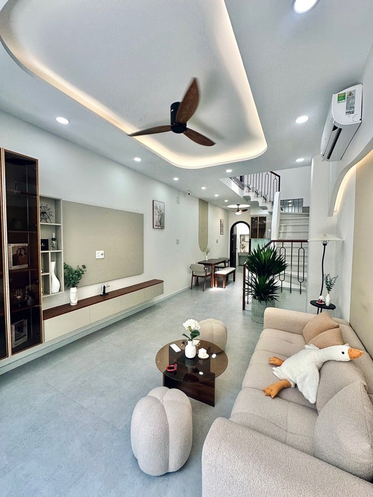 Vincom Quang Trung, Gò Vấp – Nhẹ Nhàng Thanh Lịch - 2 Tầng Mới - 50M2 - Có (Pn Trệt) - 6.X Tỷ