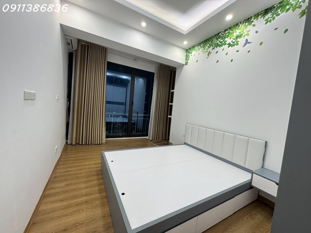 Mới Kính Koong Tòa 4F Vũ Phạm Hàm 62M 2Pn Full Nội Thất Bóng Loáng, Nhỉnh 6 Tỷ