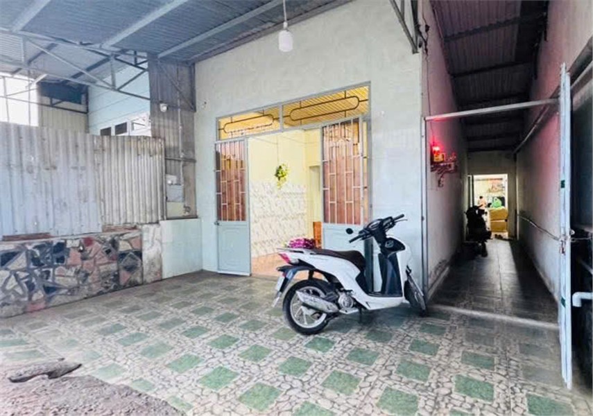 Nhà Chính Chủ- Giá Tốt Cần Bán Nhanh Nhà Vị Trí Trung Tâm Thành Phố L Pleiku Tỉnh Gia Lai