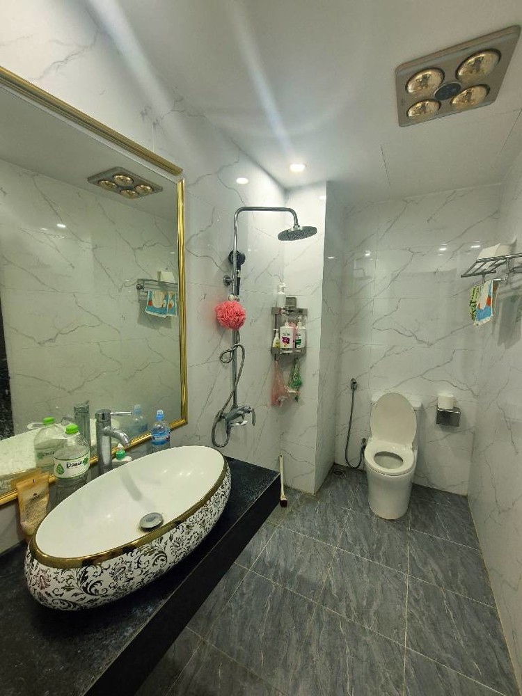 Bán Nhà Mặt Phố Bạch Mai Lô Góc 3 Thoáng Ô Tô Đỗ , 60M 4 Ngủ Chỉ Nhỉnh 12 Tỷ