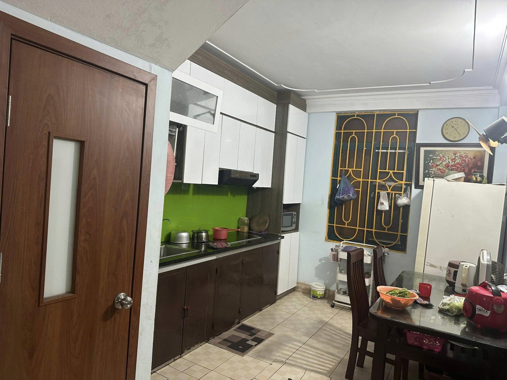 8.5 Tỷ Ở Tây Hồ, 6 Phòng Ngủ, Ngõ Phân Lô — Giờ Còn Mấy Căn?