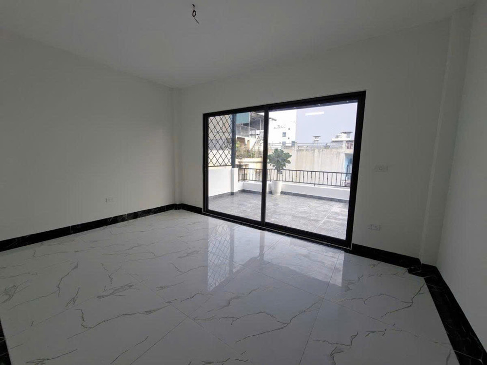 Bán Nhà Ngọc Lâm 80M 6 Tầng Mt4.8m Thang Máy Gara Ô Tô Kinh Doanh Hơn 20 Tỷ