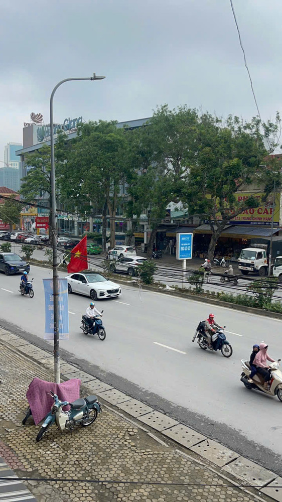 Chính Chủ Bán Hoặc Cho Thuê Nhà Mặt Đường Trần Phú ,Tp Vinh, Nghệ An