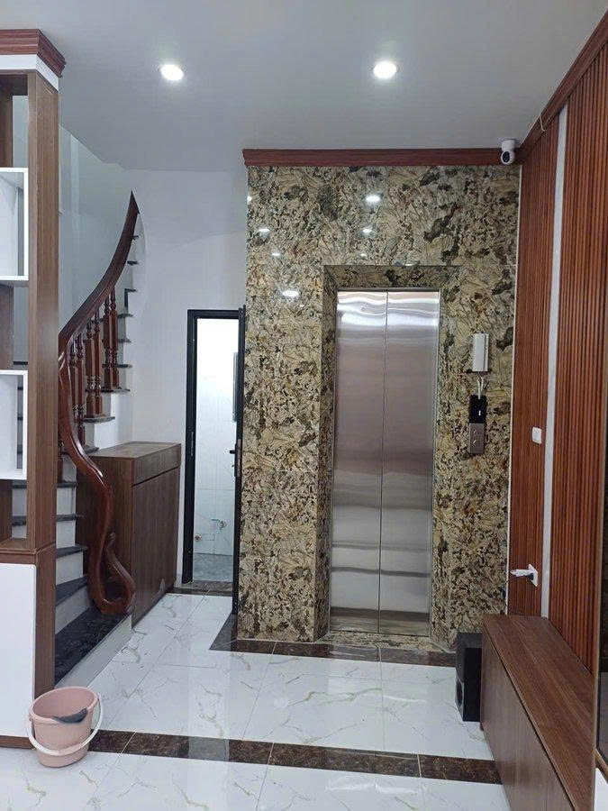 Hoàng Hoa Thám, 30M Ra Phố Lớn — Thang Máy, Nở Hậu, Giá Còn Mềm