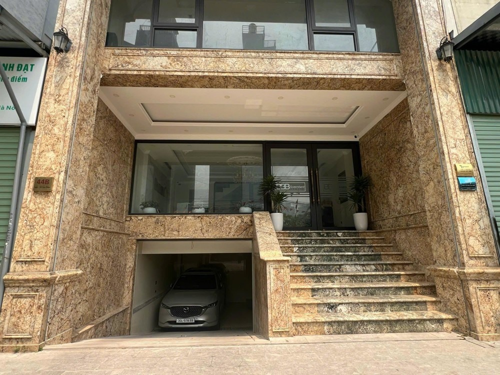 Bán Tòa Nhà Làm Trụ Sở Cty 7,5 Tầng, Mới Xd (Có Hầm, 5 Tầng Office, 2 Tầng Để Ở) Tại Hà Đông