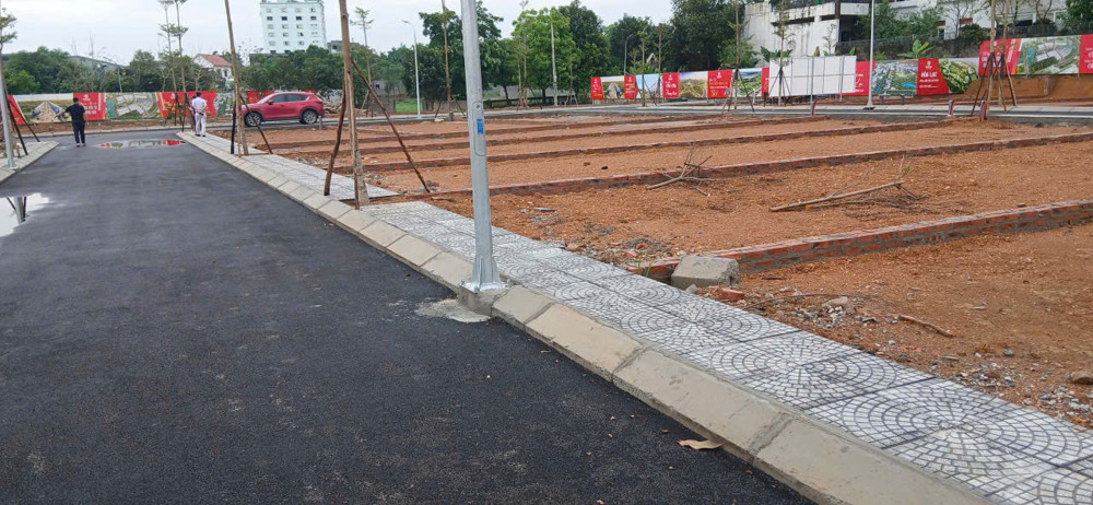Chính Chủ Bán Lô Đất Tiềm Năng Tại Hòa Lạc – 100M² Full Thổ Cư