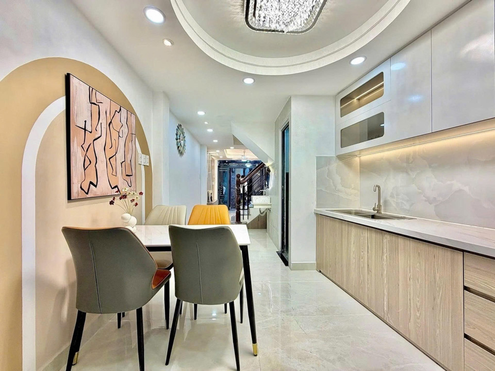 Vài Bước Ra Mặt Tiền - Nguyễn Trọng Tuyển, Phú Nhuận - 4 Tầng Sân Thượng - 2 Mặt Hẻm Cực Thoáng