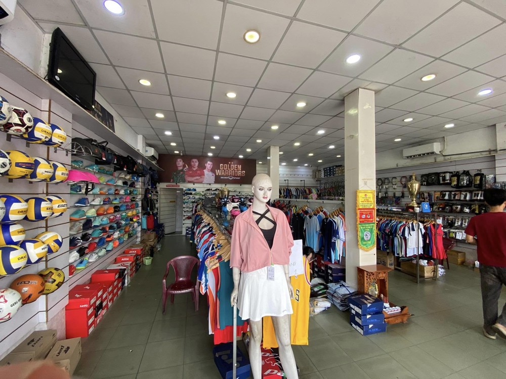 Cho Thuê Nhà Mặt Tiền Lê Trọng Tấn Q.tân Phú, 200M², Ngay Ngã Tư