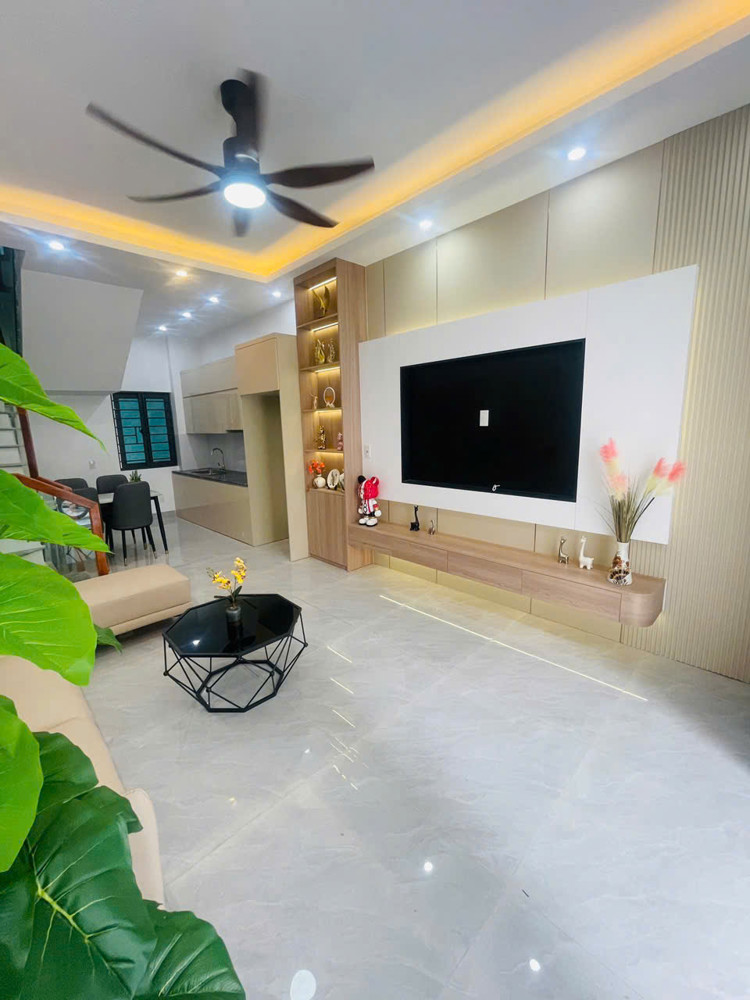 Bán Nhà 4 Tầng Trung Tâm Đề Thám - Bồ Xuyên - Tp Thái Bình Cũ