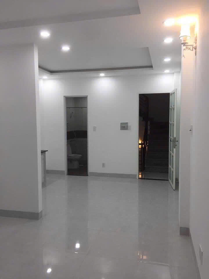 Cho Thuê Phòng Ở Ghép – Đối Diện Đầm Sen – Full Nội Thất – Vào Ở Ngay