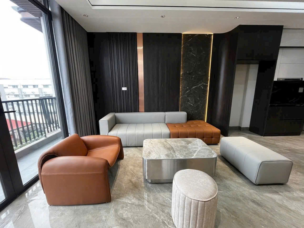 Nhà Đẹp Thang Máy- Kinh Doanh- Ô Tô Tránh- View Công Viên Sài Đồng 58M2 X 7 Tầng X 16.5 Tỷ Long