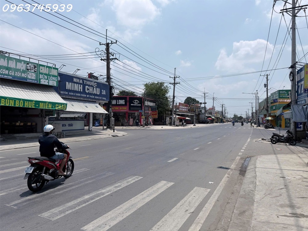 Tọa Độ Giao Thương Sầm Uất, Mặt Tiền Liên Huyện, 150M2, Ngang 5M, Dài 30M, 1 Tầng, 5.3 Tỷ, Thuận An