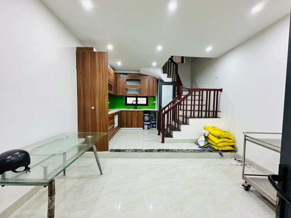 Nhà Đẹp Dân Xây - View Thoáng Vĩnh Viễn - Tặng Full Nội Thất-Trung Tâm Đống Đa
