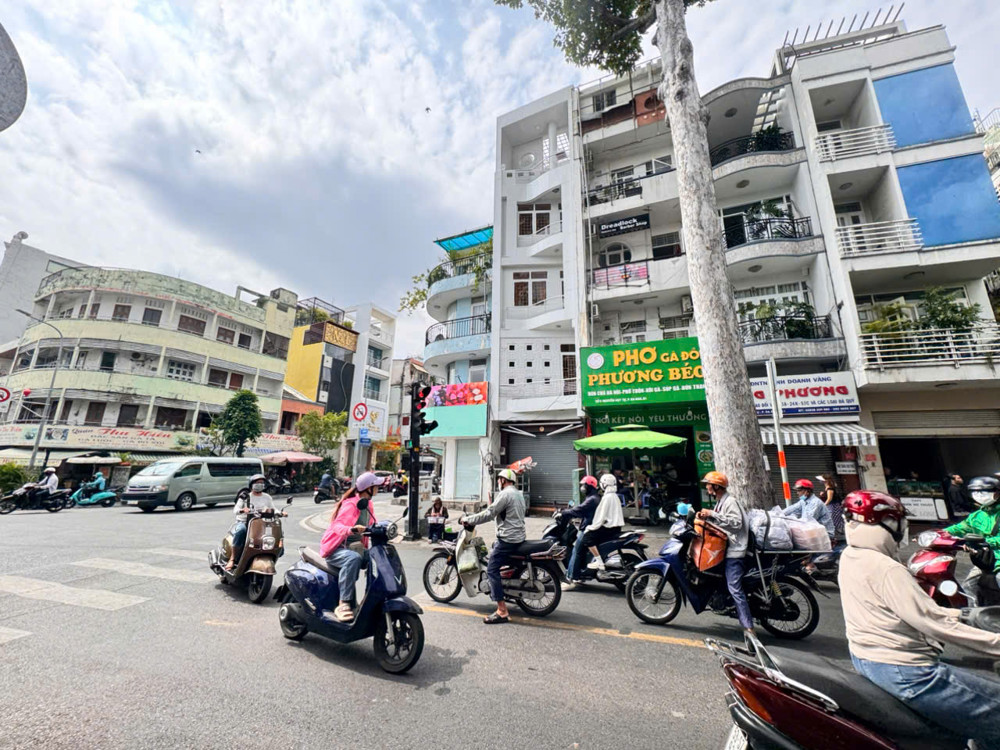 Bán Nhà 5 Tầng 2 Mặt Tiền Lớn Nguyễn Huy Tự * Nguyễn Văn Giai, Quận 1- Dt 60M2 Sh Vuông Đẹp- Chủ 1