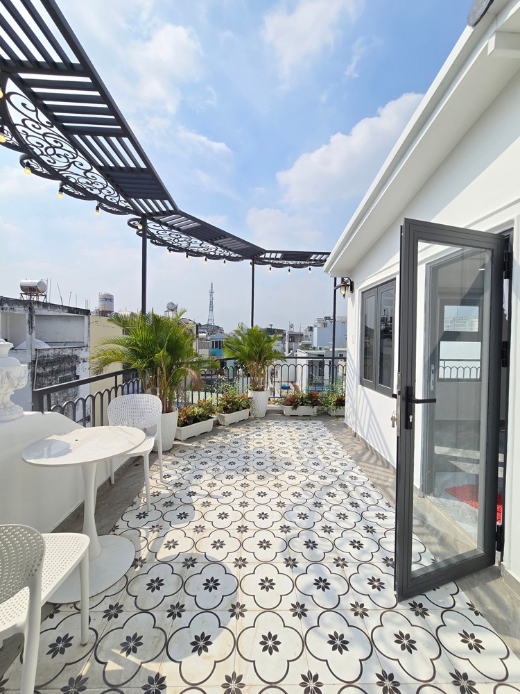 Chỉ 7.X Tỷ - Nhà 5 Tầng Thang Máy (Hiếm Trong Phân Khúc) - Hẻm Nhựa Xe Hơi Đỗ Cửa - Ngang Gần 7M