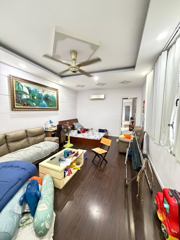 O2271 - Siêu Phẩm Mặt Tiền Kinh Doanh