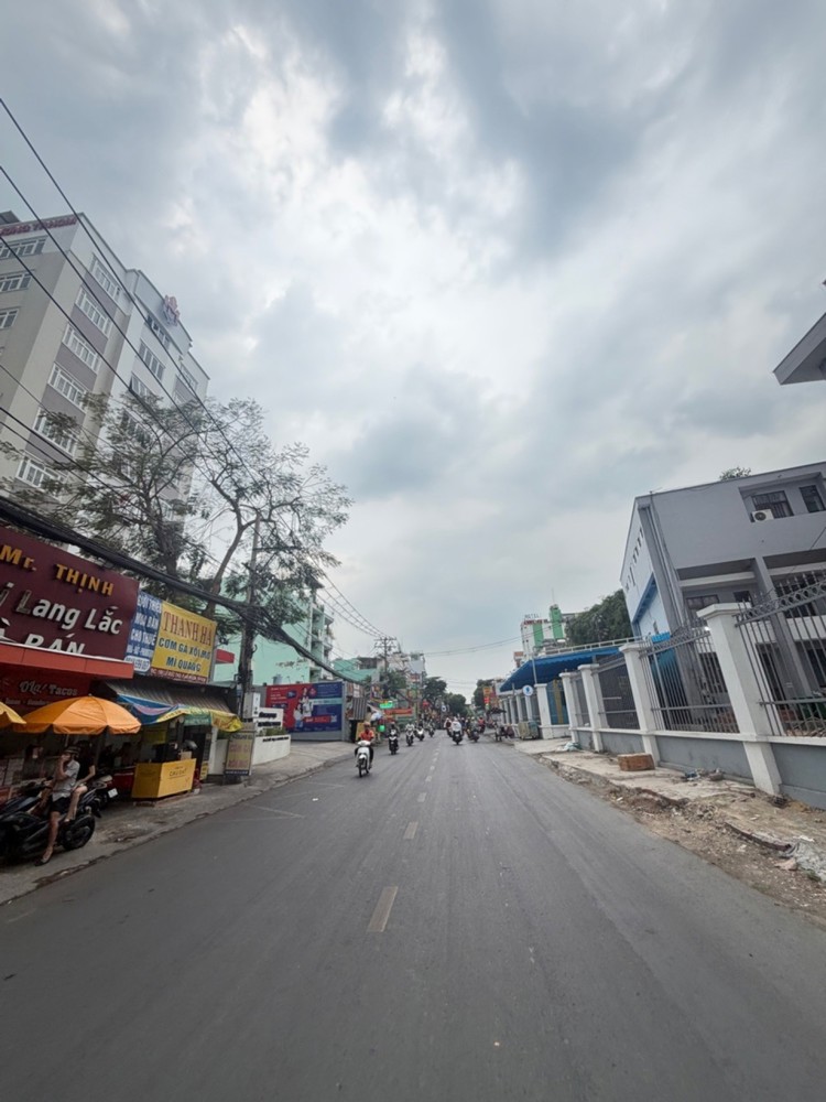D2272 Mặt Tiền Kinh Doanh Giá 