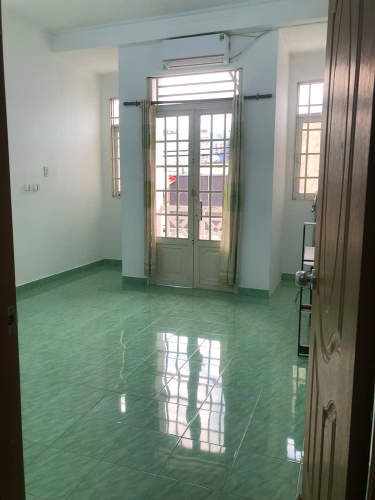 Bán Mặt Tiền Kinh Doanh 1806 Huỳnh Tấn Phát - Chỉ 5 Tỷ 5
