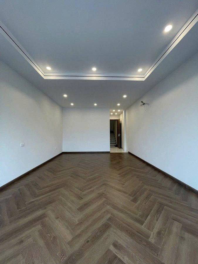 Xuân La 54M², Nhà Mới Có Thang Máy, Ô Tô Vào — Dọn Vào Ở Ngay