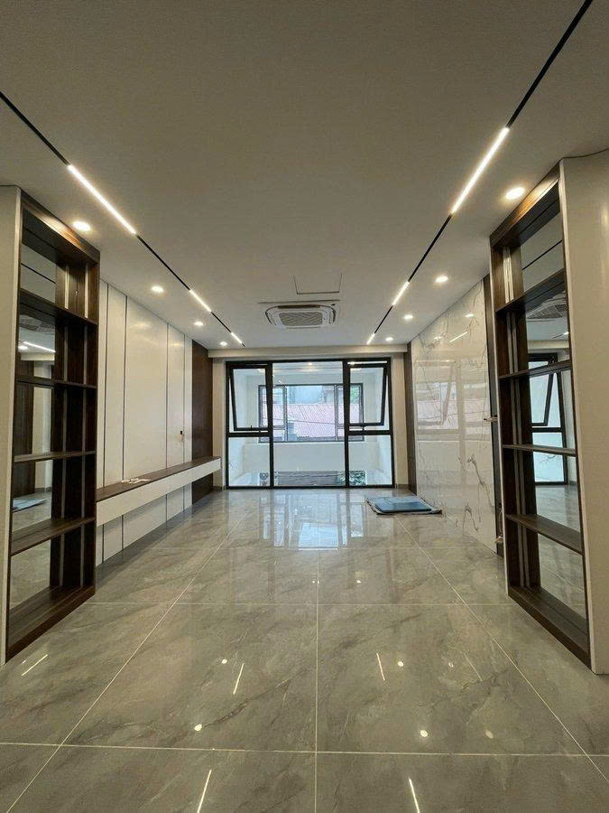 Xuân La 54M², Nhà Mới Có Thang Máy, Ô Tô Vào — Dọn Vào Ở Ngay