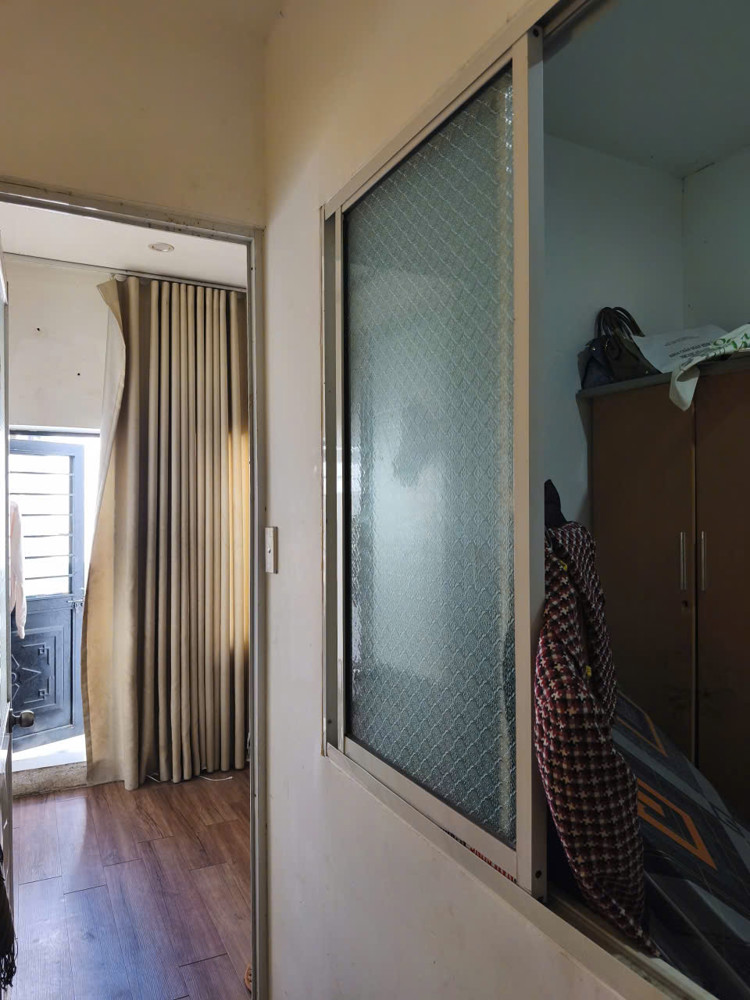 ► Kiệt Lê Duẩn Thông, 40.8M2, Ngang 4M, Nở Hậu, 2 Tầng Sạch Sẽ, 2Pn 2Wc, Hơn 3 Tỷ Tí Ti