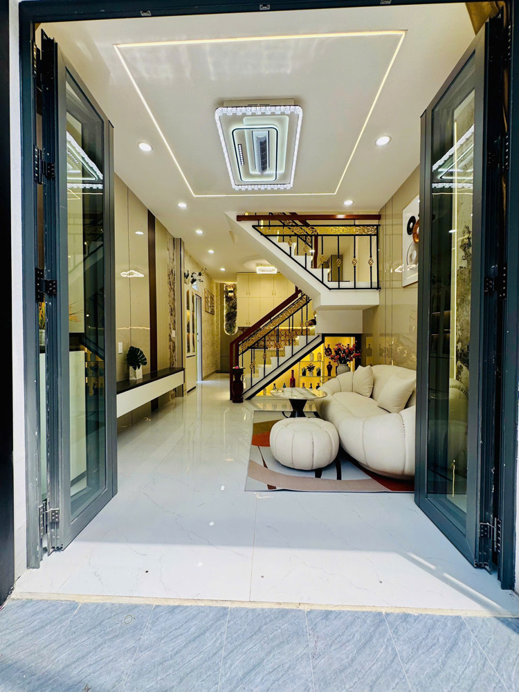 Nhà Mới 2Lầu Hẻm 154 Âu Dương Lân P3q8 P.chánh Hưng