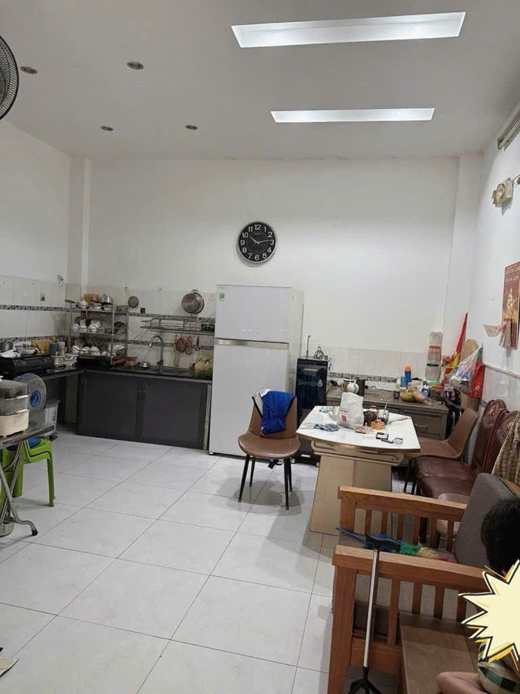 Bán Nhà Tại Hẻm 479 Hương Lộ 2, Bình Tân - 3 Tầng - Dtsd 168M2 - Giá Chỉ 6.1 Tỷ(tl)