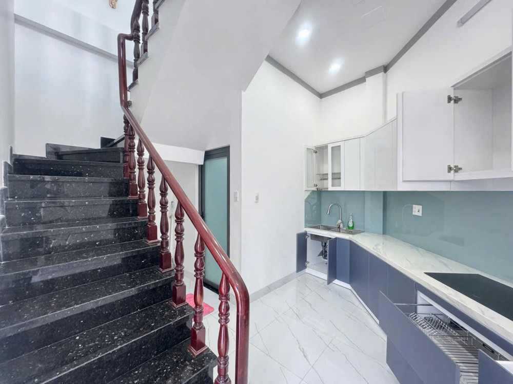 Bán Nhà 2 Tầng Trung Tâm Tp Đồng Nai,Shr, Full Nội Thất Cao Cấp,Gần D2d