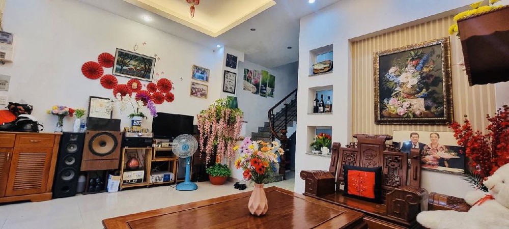 Nhà 1 Đời Chủ - 80M2 - Ngang 5M Rưỡi - 4 Tầng Lầu - Huỳnh Văn Bánh Thông Lê Văn Sỹ, Phú Nhuận 