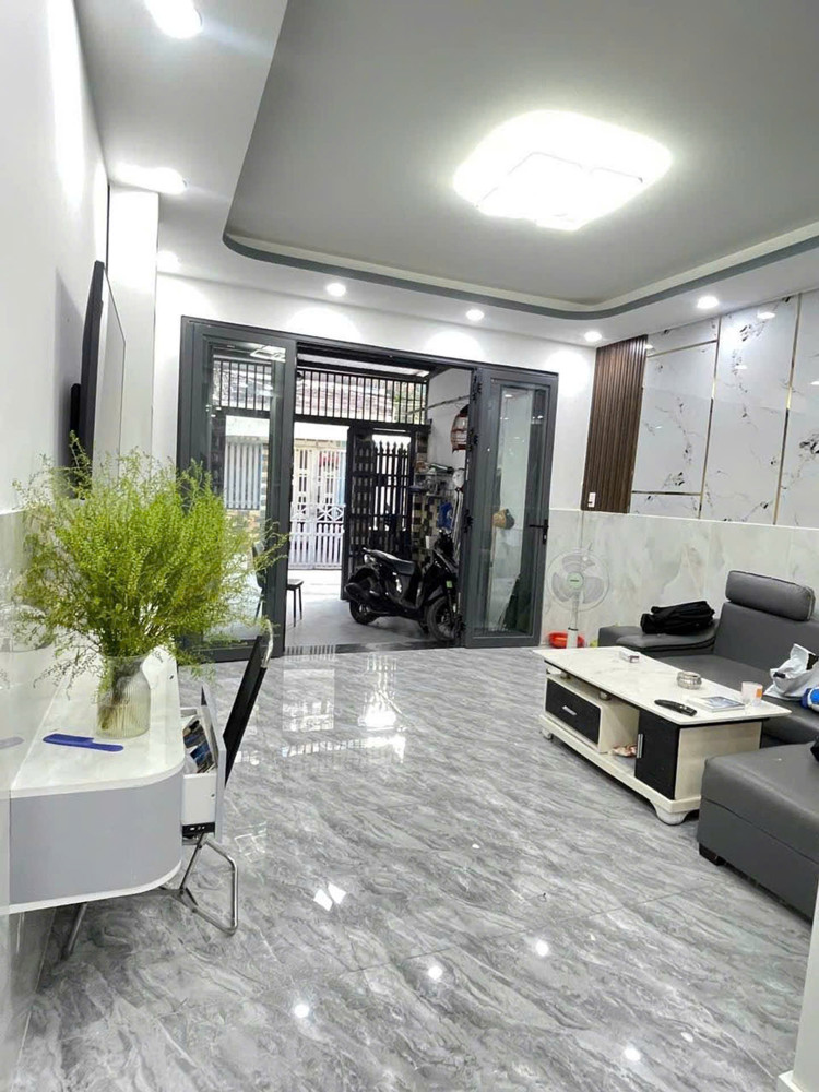 Thuận An Cư – Cạnh Quận 7 – Ngang 4M Dài 19M-Hơn 4 T.ỷ Có Ngay Nhà 4Pn – Shr – Hoàn Công Đủ