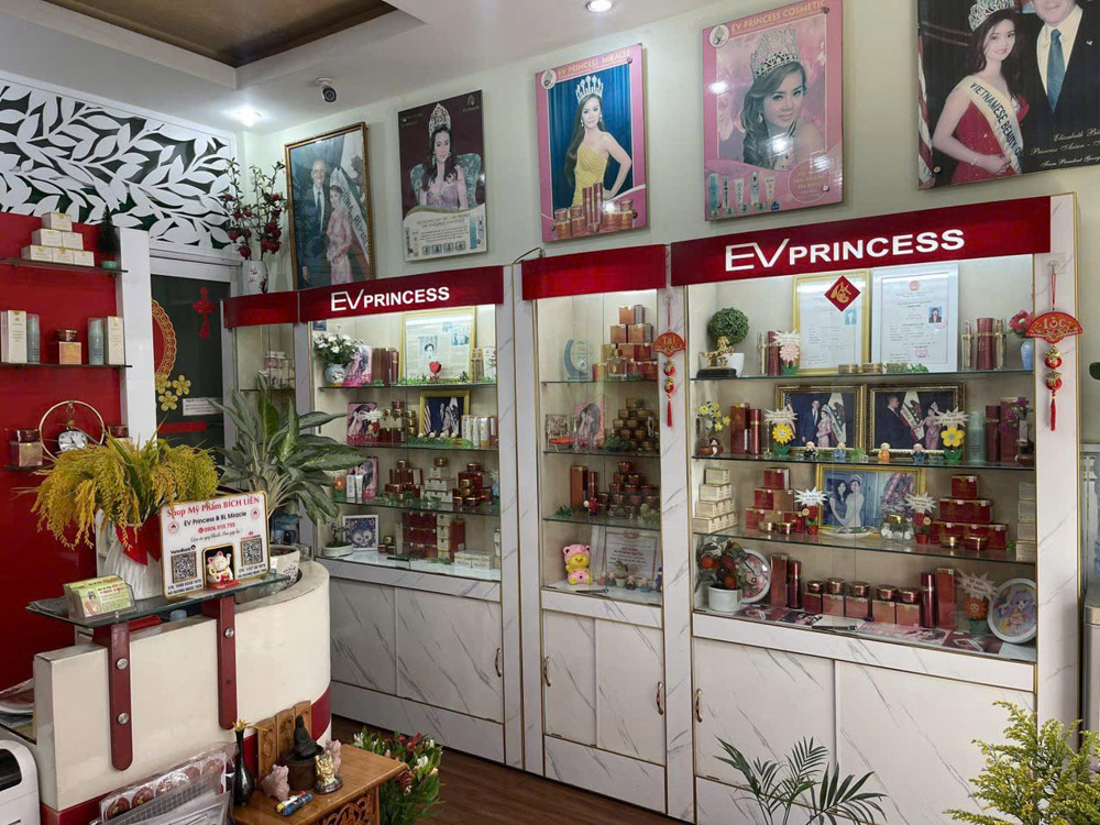 Tân Bình ! Mb Đẹp Lắm, Sang Mb Giá Rẻ Thích Hợp Kinh Doanh Nail Room , Spa , Salon , Shop ,