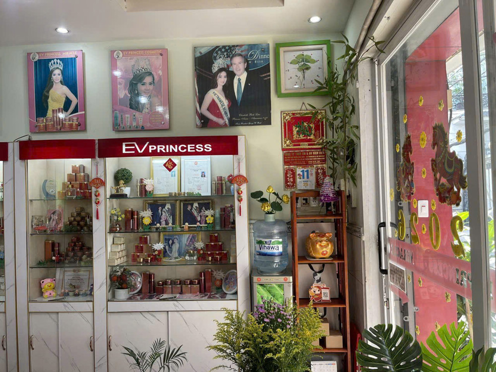 Tân Bình ! Mb Đẹp Lắm, Sang Mb Giá Rẻ Thích Hợp Kinh Doanh Nail Room , Spa , Salon , Shop ,