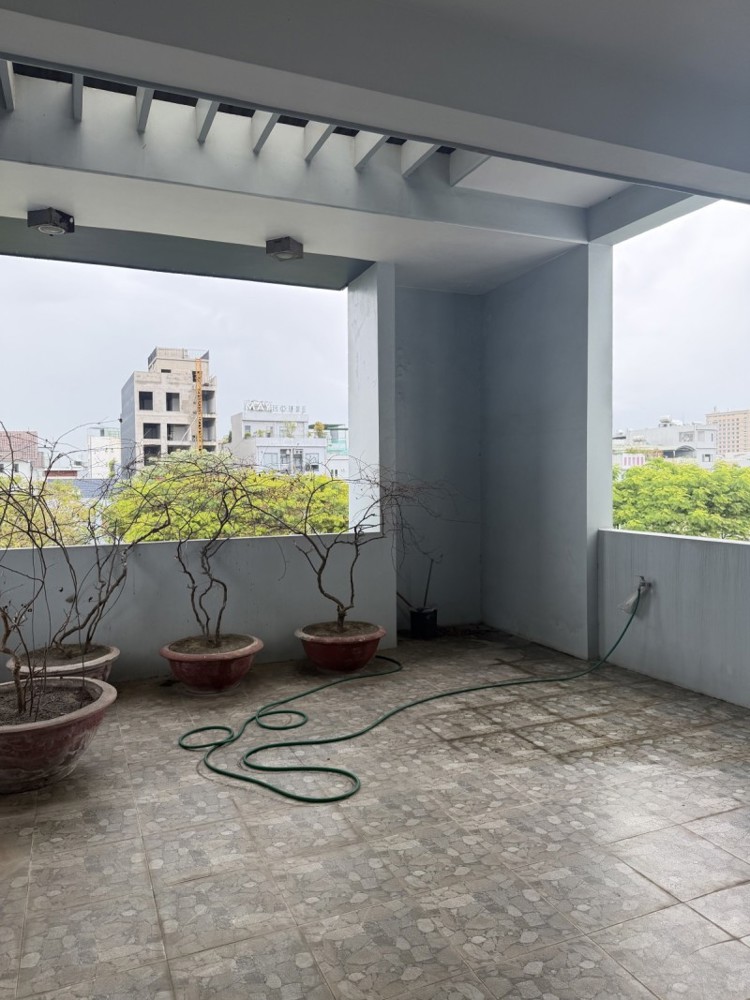 ► Mặt Tiền Đường 30 Tháng 4, Gần Quảng Trường Giá Trị Thực, Tiềm Năng Cao, 160.5M2, 4 Tầng, 23.X Tỷ
