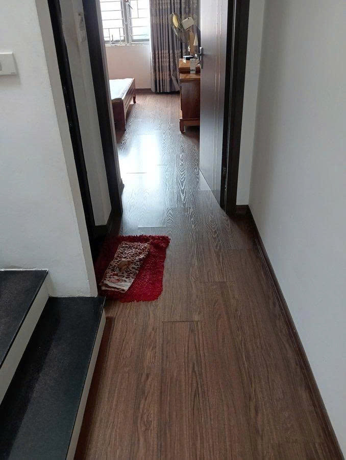 Bán Nhà Mới-Đẹp Ô Tô Đỗ Cửa -Kinh Doanh 42M2 X 4 Tầng 8.2 Tỷ. Vũ Xuân Thiều-Long Biên