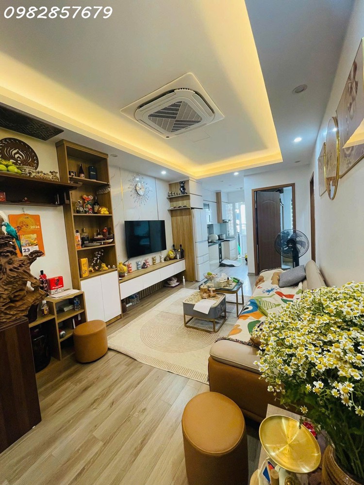 Hiếm Chủ Gửi Bán Căn Góc Dt 59M2, 2 Ngủ, 2Wc Ban Công Hướng Đông Nam, Thiết Nội Thất Đẹp Giá Rẻ