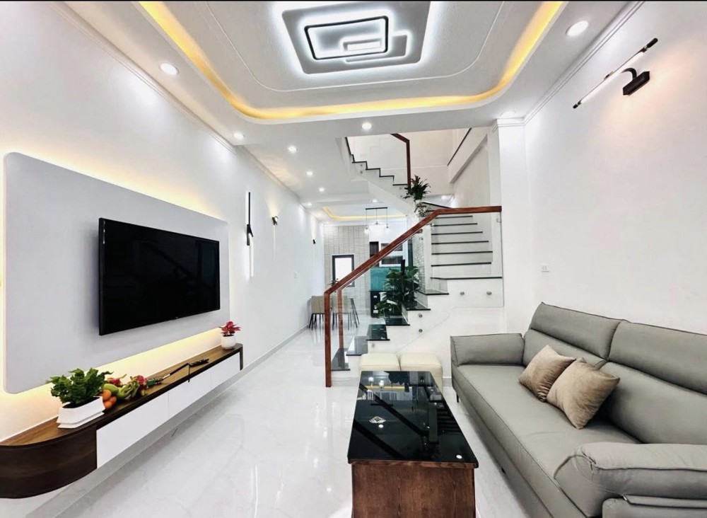 Bán Nhà Gần Hồ Xuân Hương Đà Lạt, View Thành Phố