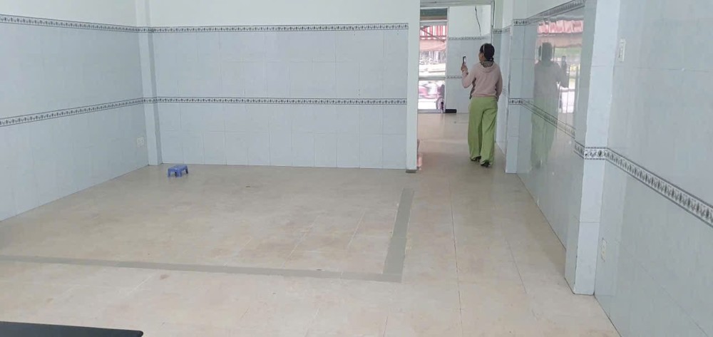 Cho Thuê Nhà Mặt Tiền Cạnh Aeon Tân Phú 100M², 2Tầng, 20Triệu