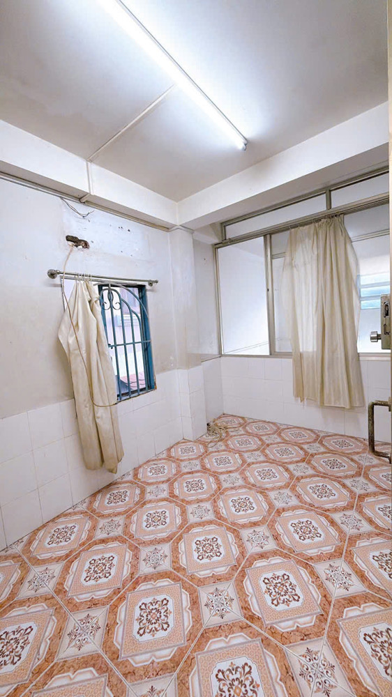 Bán Nhà Sát Mặt Tiền Hẻm Xe Hơi Q43 Tầng Hơn 2 Tỷ Diện Tích Sd 66 M2