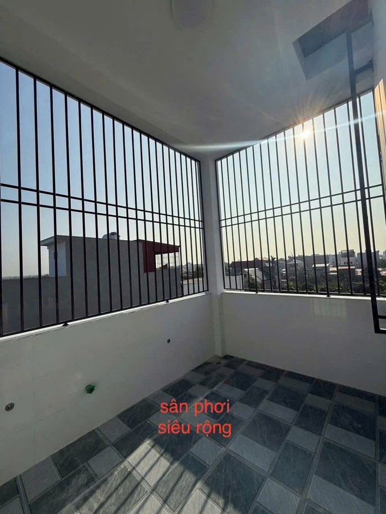 Bán Nhà 3 Tầng Tại Phố Hải Thành 2. - 45.2M2 - Giá 2 Tỷ 6Xx