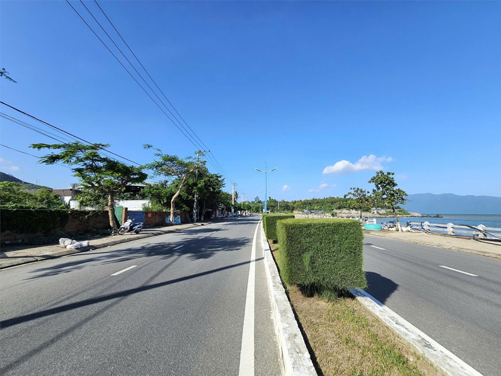 Chính Chủ Bán Lô Đất Mặt Tiền Biển Phạm Văn Đồng- Vĩnh Lương, Bắc Nha Trang