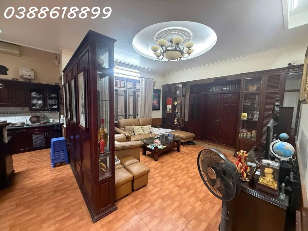 Bán Biệt Thự Phân Lô Hoàng Cầu - Ô Tô Tránh - 100M2 - 4 Tầng - Mt 10M - 51,5 Tỷ