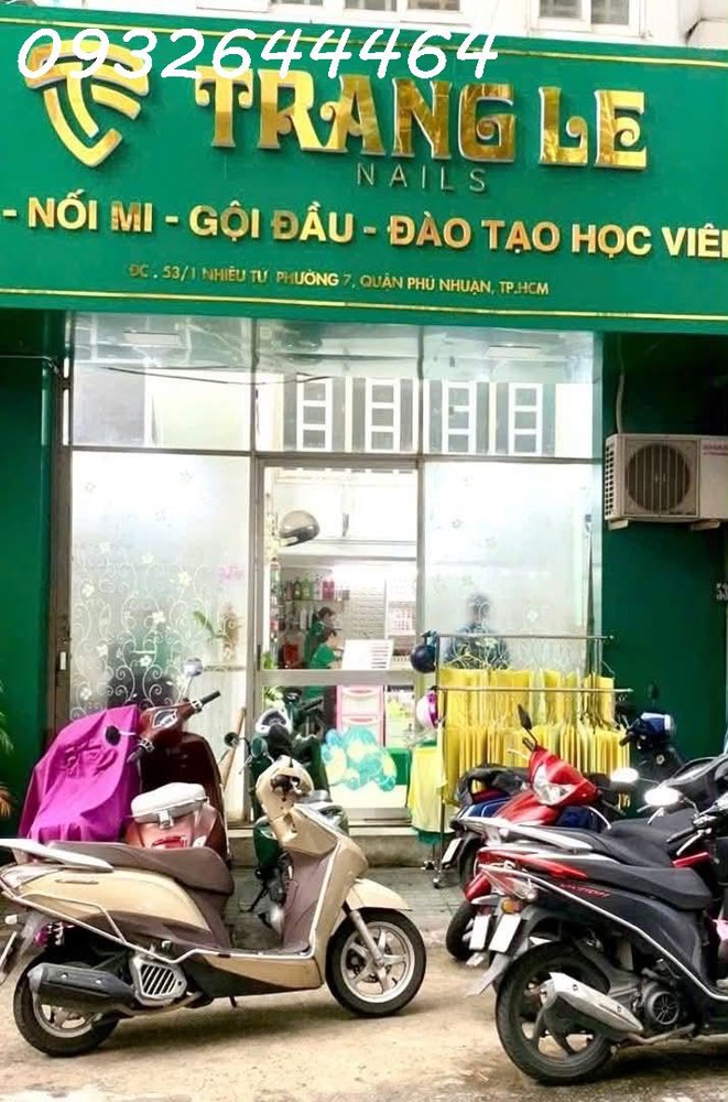 Cần Sang Tiệm Nail Phú Nhuận Vị Trí Đẹp, Khách Ổn Định