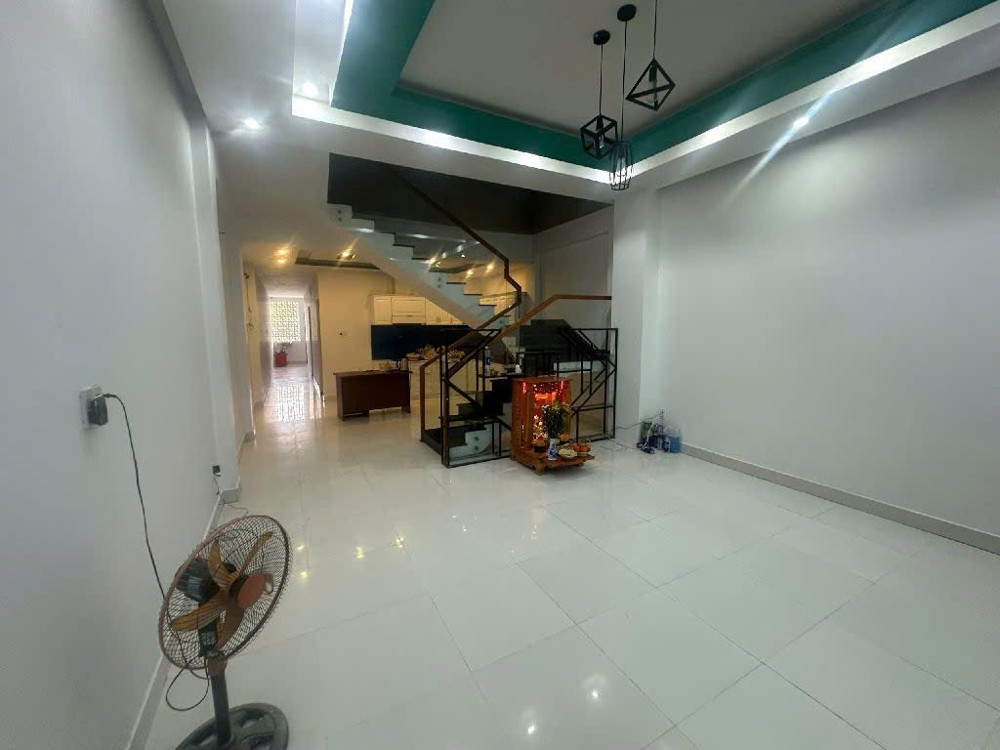 Bán Nhà 3 Tầng 1 Tum - Đường Vũng Trung 18 - Kđt Phú Mỹ An - Gần Sông Cổ Cổ