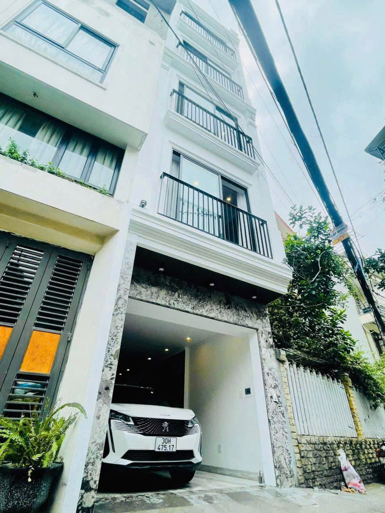 Siêu Phẩm Ngọc Thụy – Nhà Đẹp 6 Tầng – Gara Ô Tô – Full Nội Thất Cao Cấp