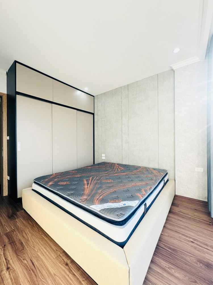 Siêu Phẩm Ngọc Thụy – Nhà Đẹp 6 Tầng – Gara Ô Tô – Full Nội Thất Cao Cấp