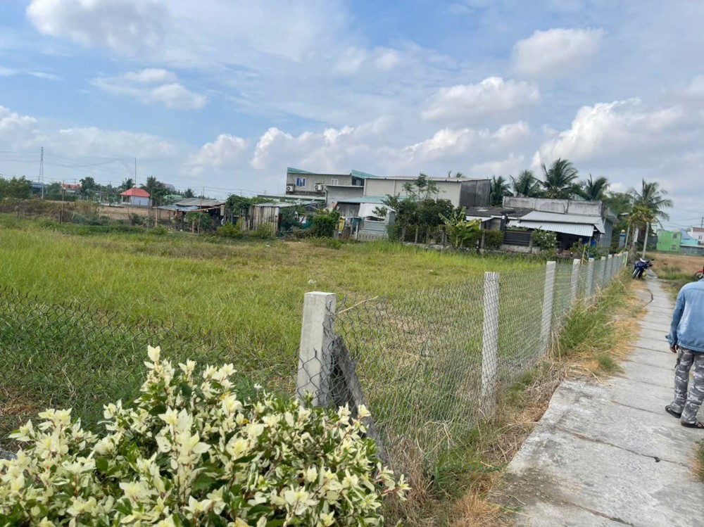 Đất Đẹp - Giá Tốt - Chính Chủ Cần Bán Nhanh Lô Đất Xã Long Sơn, Huyện Cần Đước, Long An
